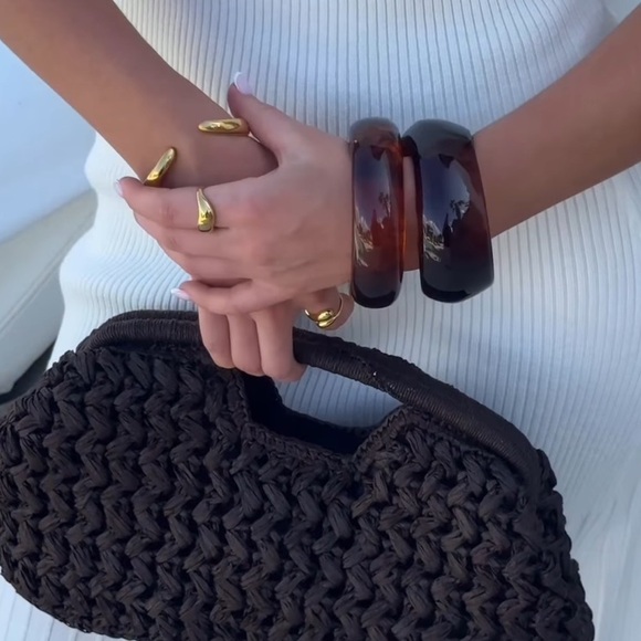 Saege Cacao Sculpt Bangle Bracelet NEW - Picture 6 of 8